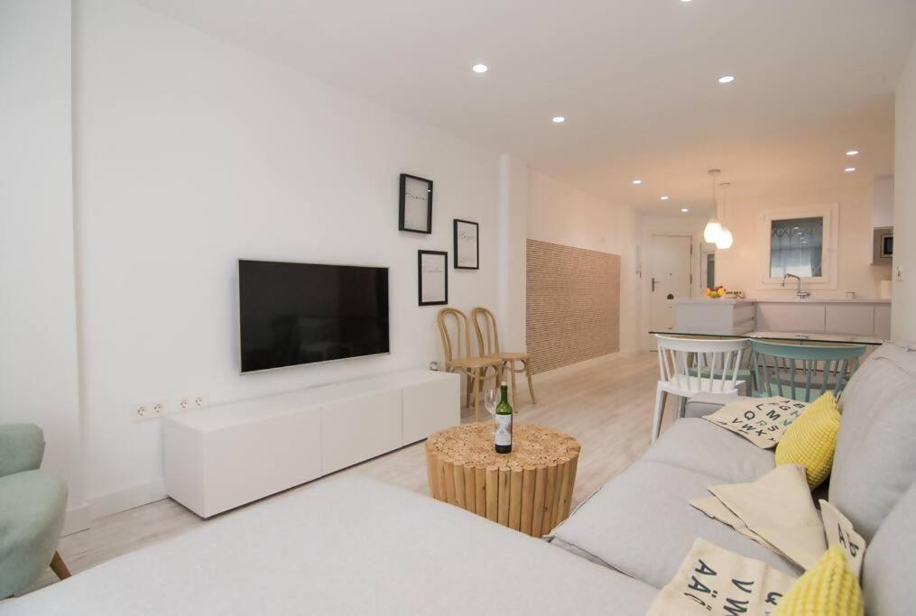 Amplio Y Moderno Apartamento En El Centro Granada Esterno foto